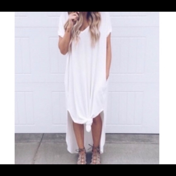 Three Bird Nest Dresses & Skirts - Three Bird Nest | White Dolman Tee Maxi Dress | S